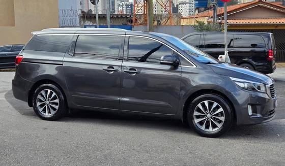 KIA CARNIVAL 3.3 EX V6 24V GASOLINA 4P AUTOMATICO KIA CARNIVAL 3.3 EX V6 24V GASOLINA 4P AUTOMATICO